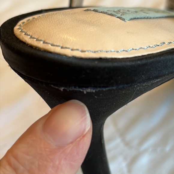 Blue by Betsey Johnson Black Satin Crystal Heels 👠 Size 7.5 NWT - Picture 15 of 16